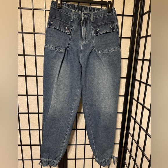 Blue High-Waist Relaxed Jeans for Women With Tie Ankles - Picture 4 of 8